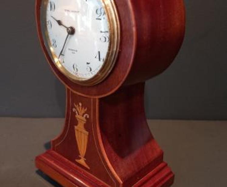 Antique Sheraton Inlaid Vase Decoration Mantel Clock - Image 6