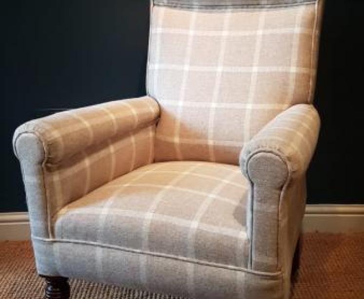 Early Victorian Upholstered Armchair - Image 5