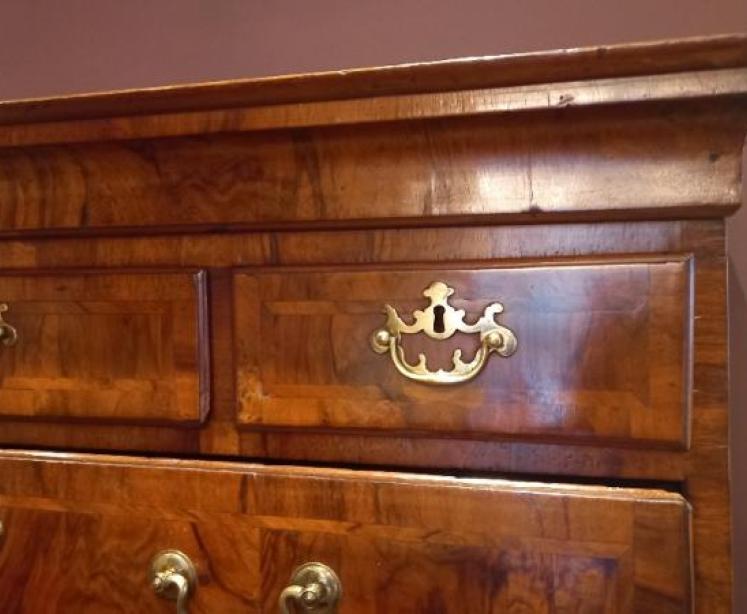 Superb George II Period Figured Walnut Chest on Chest - Image 3