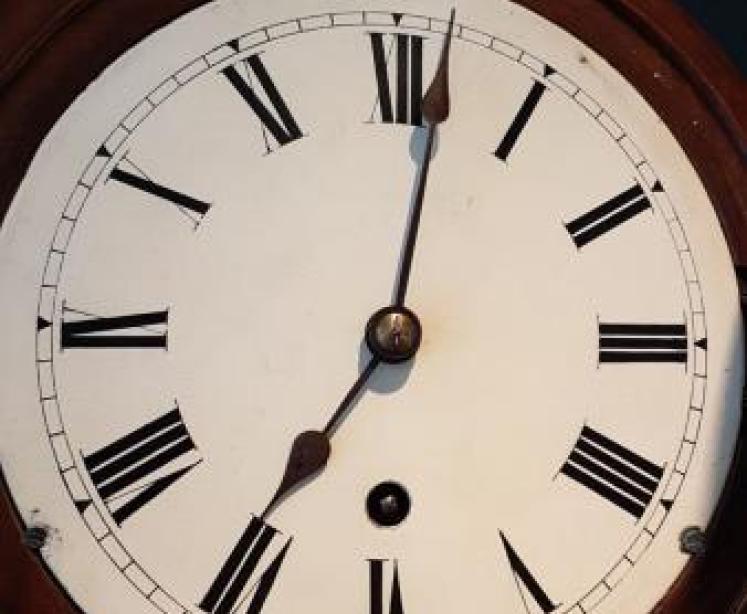 Victorian Walnut 8" Dial Clock - Image 3