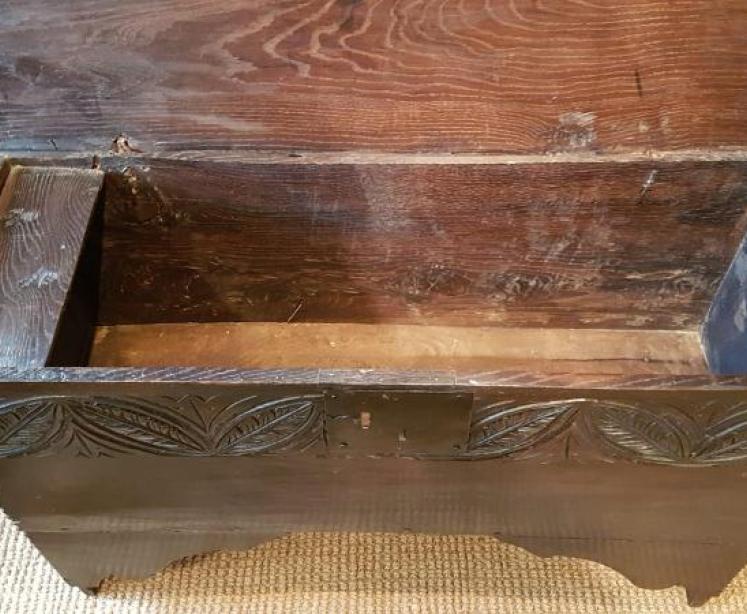 Period Oak Six Plank Coffer - Image 3