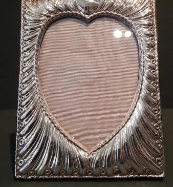 William Comyns Silver Heart Shaped Photo Frame