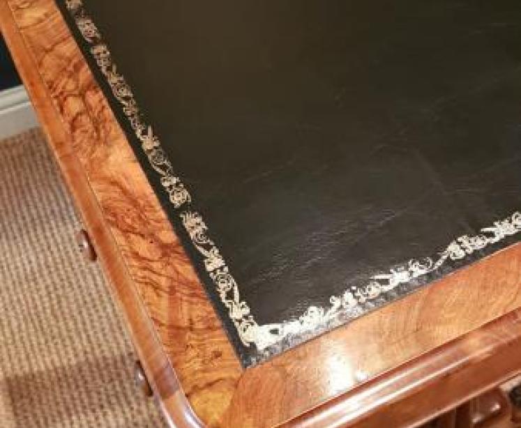 Victorian Figured Walnut Writing Table - Image 2