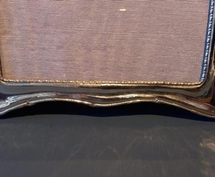 Antique Edwardian Period Silver Shaped Photo Frame - Image 3
