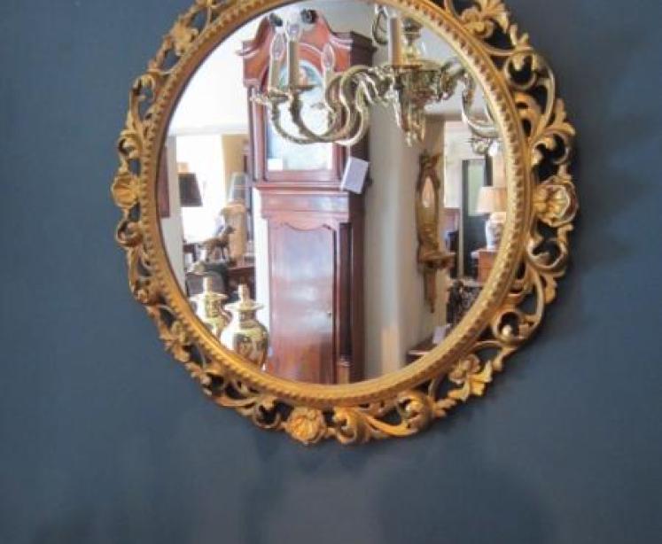 19th Century Florentine Gilt Plaster Wall Mirror - Image 5
