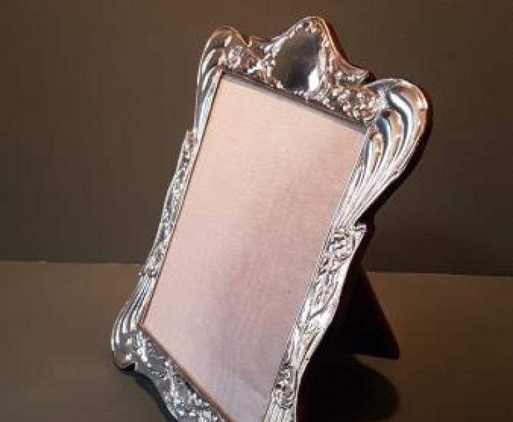 Antique Silver Photo Frame - Image 3