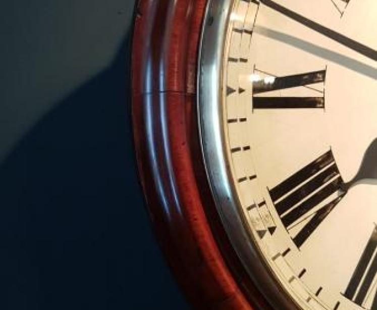 Fraser Preston 14" Fusee Dial Clock - Image 5