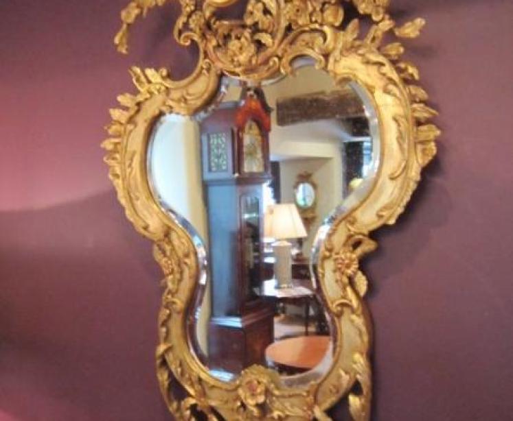Very Original Early Victorian Gilt Shaped Mirror - Image 1