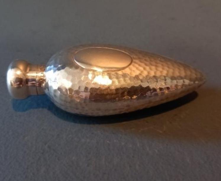 Antique Silver Planished Travelling Scent - Image 2