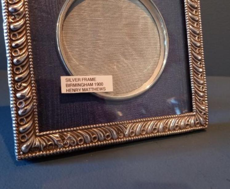 Victorian Silver Square Shaped Photo Frame - Image 3