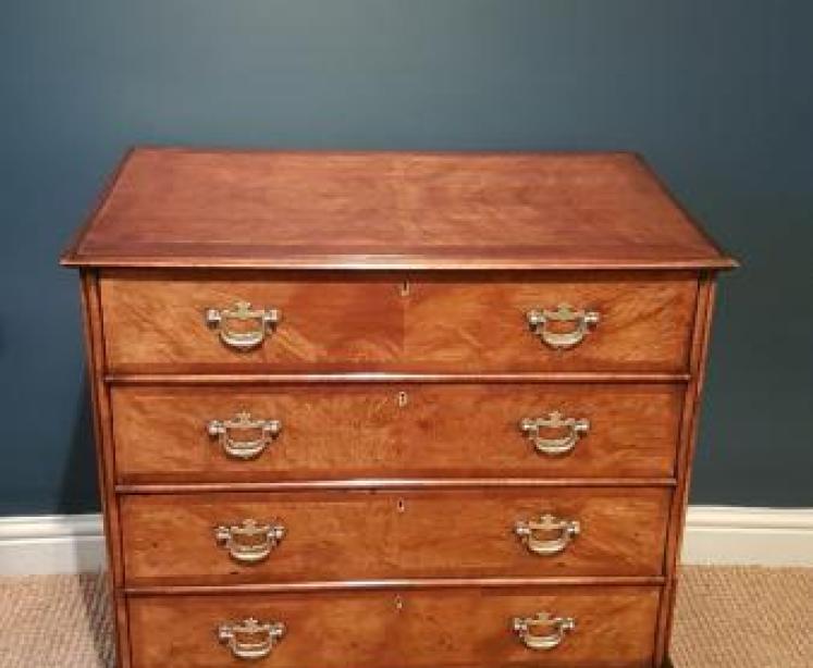 George I Style Walnut Chest of Drawers - Image 1