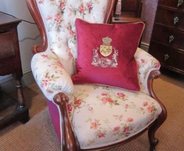 Maroon Velvet Embroidered Crest Cushion - Image 4