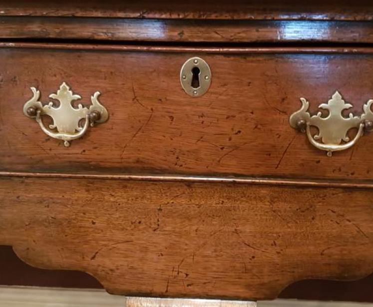 George II Oak Three Drawer Dresser - Image 5