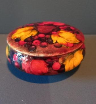 Moorcroft Autumn Leaf & Berries Flambe Lidded Dish