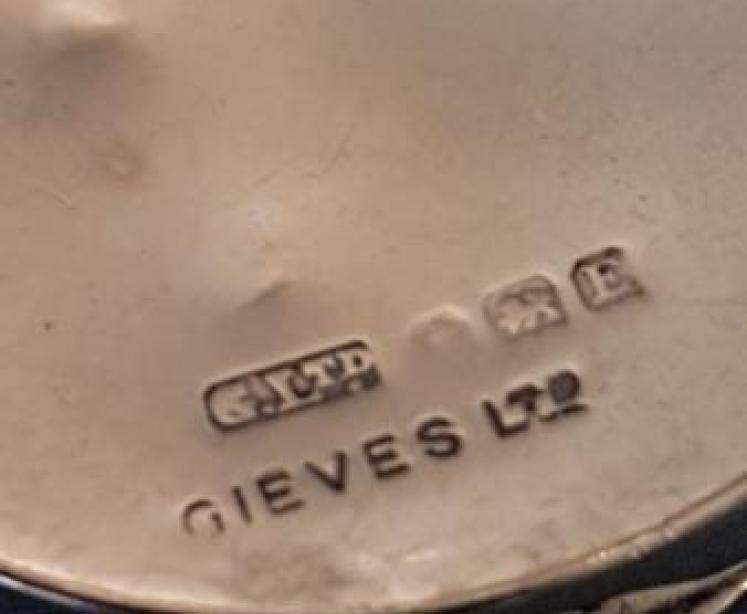 Superb Silver and Enamel Pill Box - Image 5