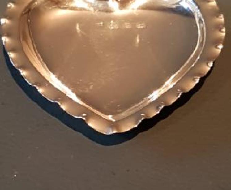 Set of 4 Victorian Silver Bridge Dishes - Image 2