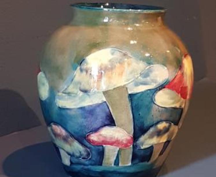Early Moorcroft Claremont Vase - Image 2