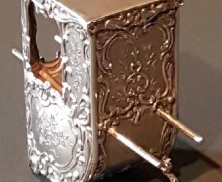Unusual Regency Silver Sedan Chair - Image 3