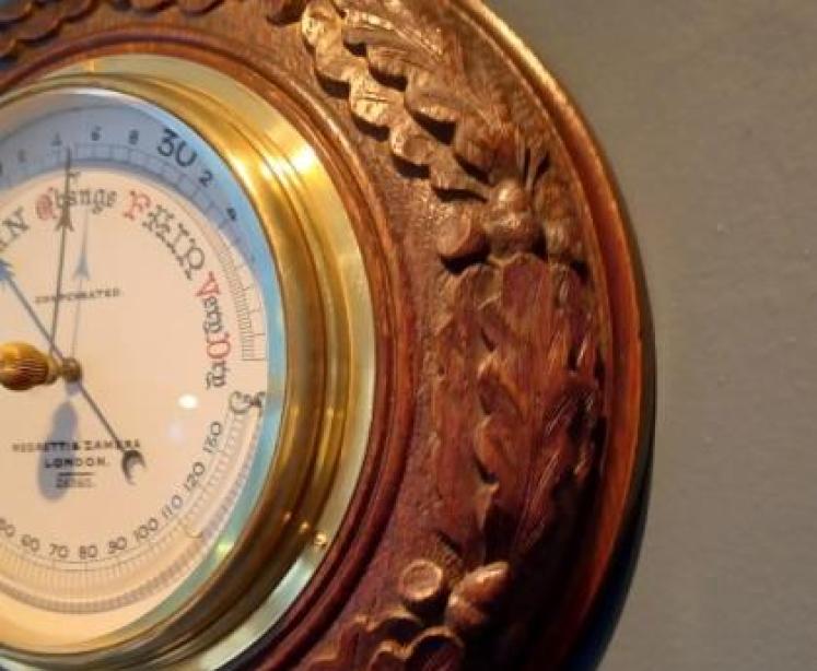 Antique Acorn Leaf Negretti & Zambra Barometer - Image 4