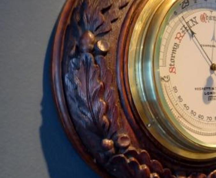 Antique Acorn Leaf Negretti & Zambra Barometer - Image 6