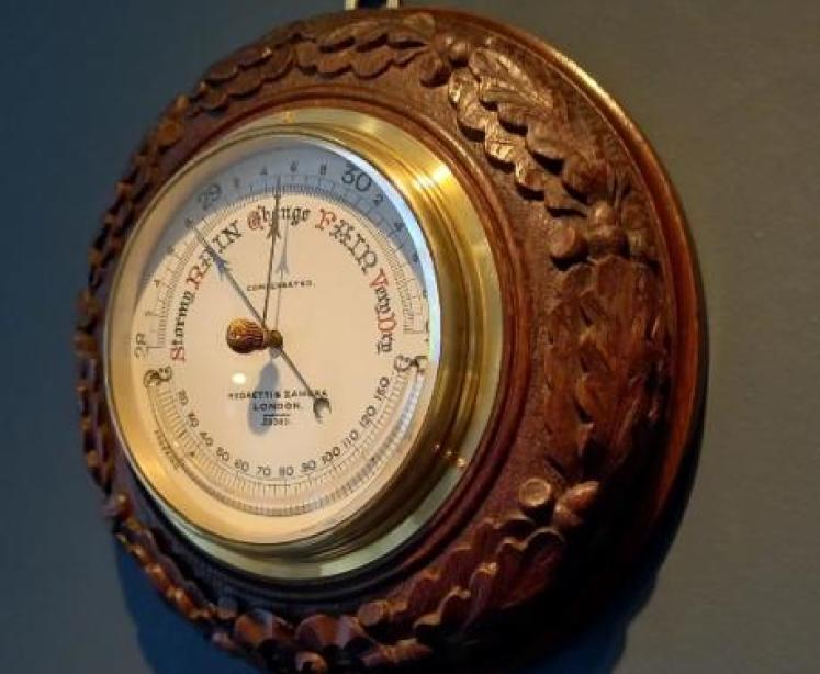 Antique Acorn Leaf Negretti & Zambra Barometer - Image 7