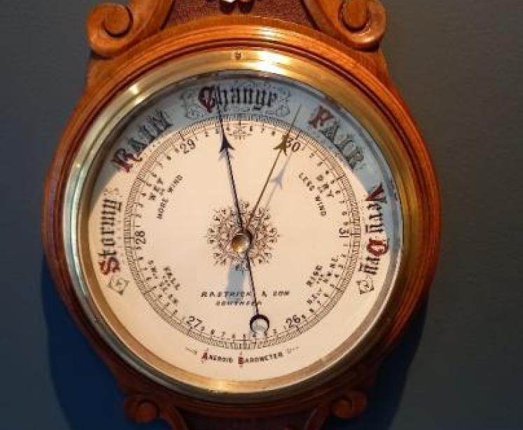 Antique Polished Walnut Banjo Barometer - Image 2