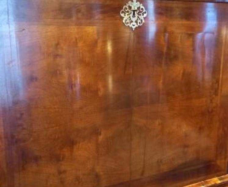 Superb William & Mary Period Walnut Escritoire - Image 5