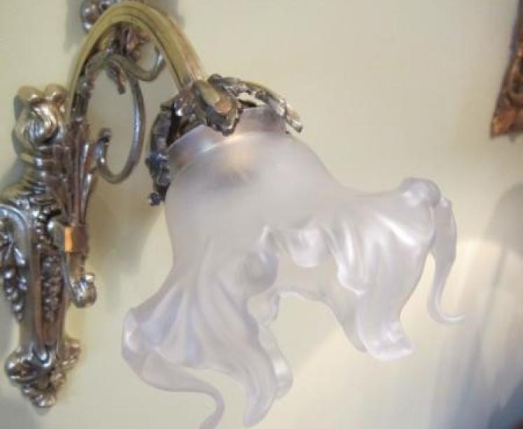 Pair of Edwardian Cast Brass Wall Lights - Image 3