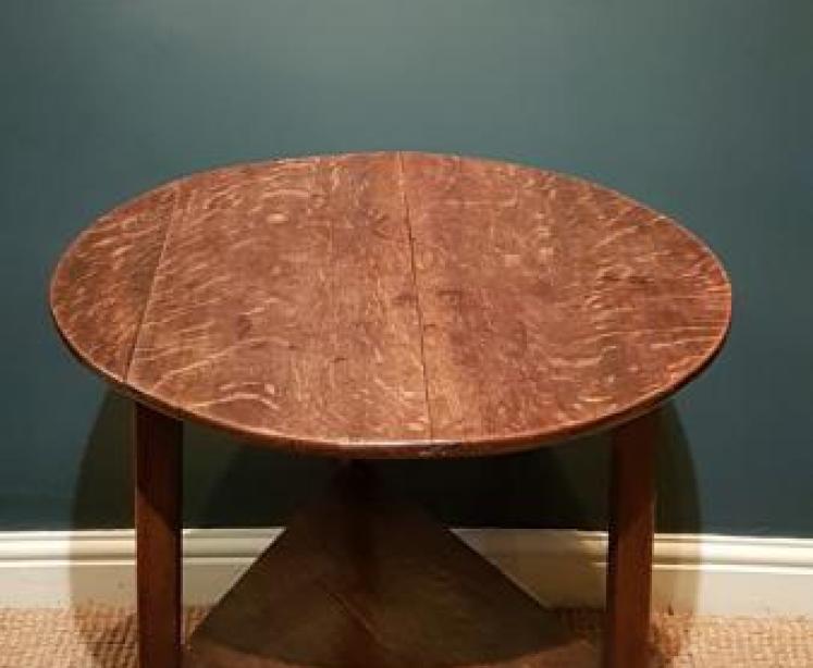 George III Oak & Fruitwood Cricket Table - Image 1