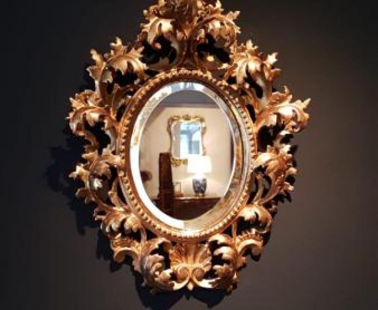 Small Victorian Florentine Mirror - Image 1