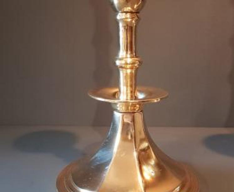 Pair of Impressive Victorian Brass Candlesticks - Image 2