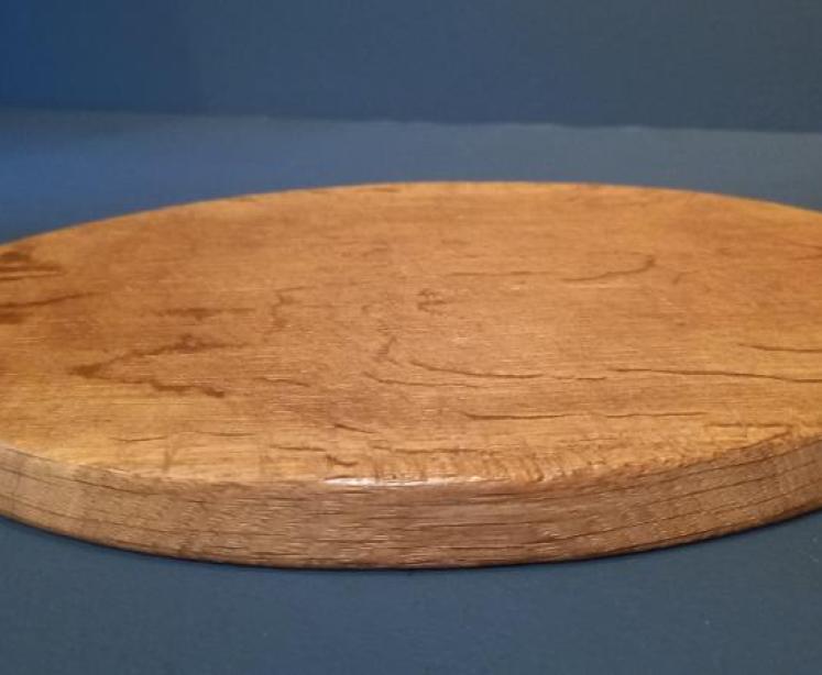 Original Mouseman Solid Oak Cheeseboard - Image 3