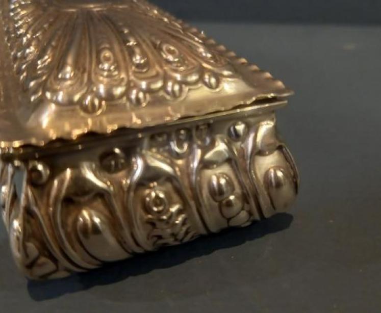 Victorian Silver Decorative Surround Table Box - Image 7