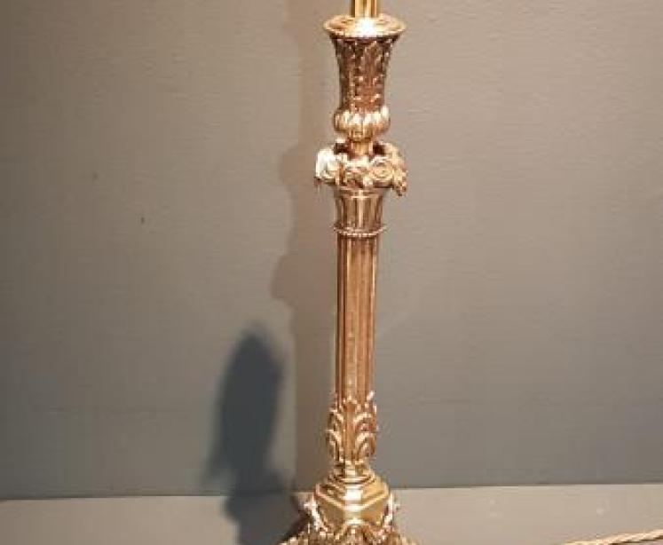 Superb Edwardian Cast Brass Table Lamp - Image 1