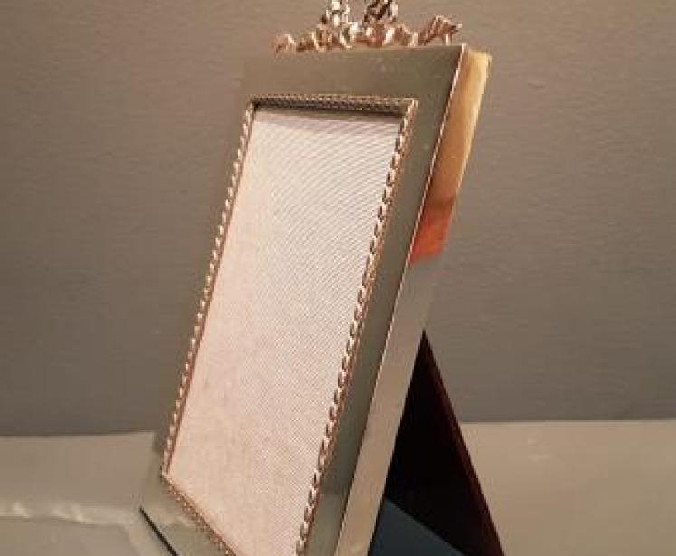 Edwardian Silver Ribbon Crest Photo Frame - Image 2