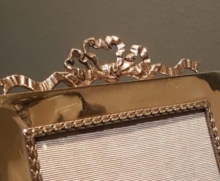 Edwardian Silver Ribbon Crest Photo Frame - Image 4