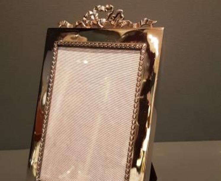 Edwardian Silver Ribbon Crest Photo Frame - Image 6