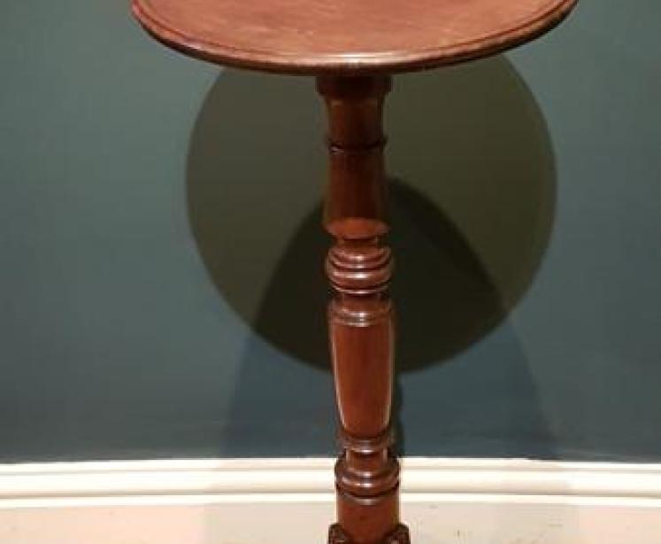 George III Period Mahogany Wine Table - Image 1