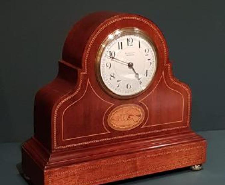 Superb Unusual Shaped Inlaid Mantel Clock - Image 2