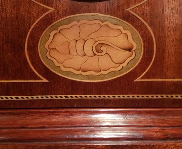 Superb Unusual Shaped Inlaid Mantel Clock - Image 5