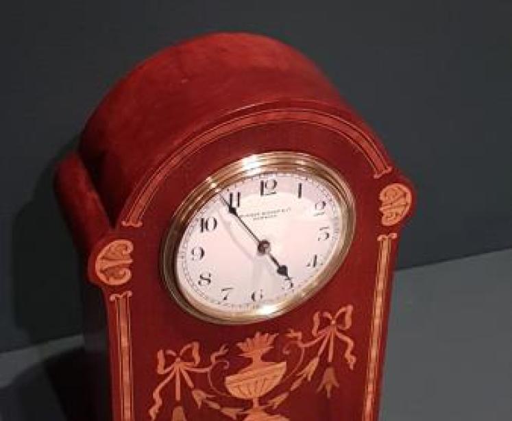 Fine Quality Edwardian Inlaid Mahogany Mantel Clock - Image 3
