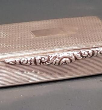 Superb Silver Table Snuff Box