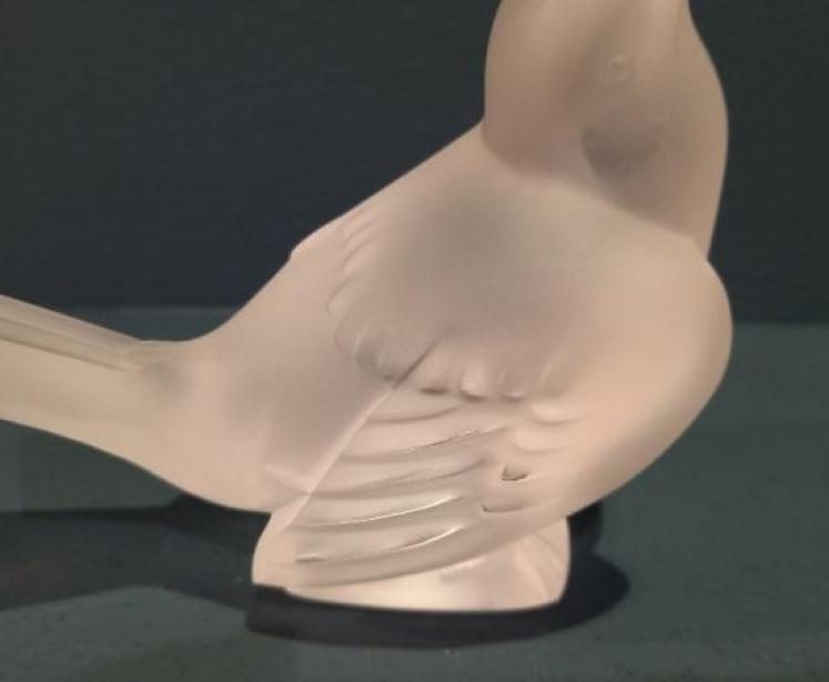 Lalique Opalescent Bird - Image 4