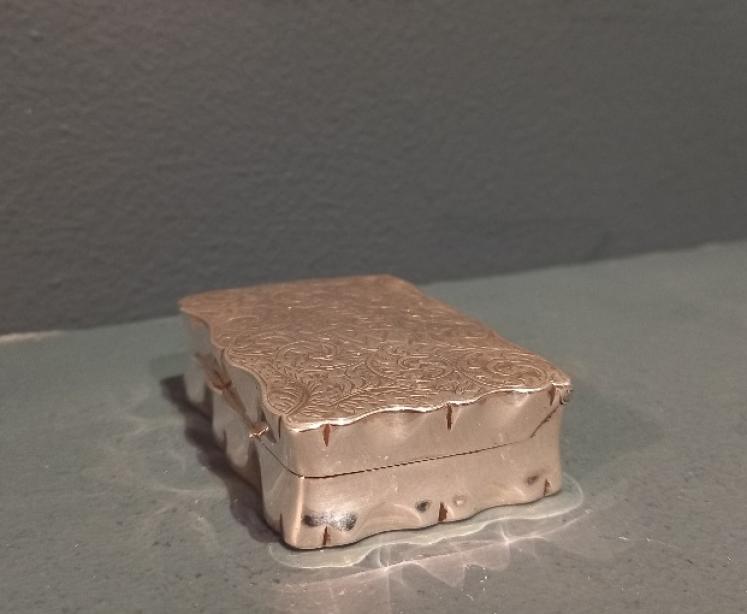 Mid 19th Century Silver Engraved Table Snuff Box - Image 4