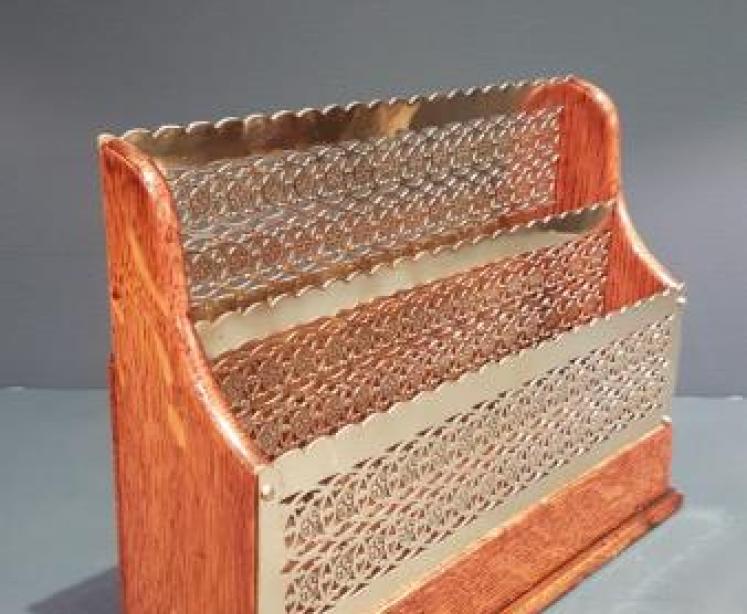 Victorian Fretted Brass and Oak Letter Rack - Image 4