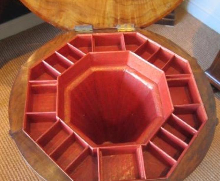 Early Victorian Walnut Fruitwood Inlaid Work Table - Image 5