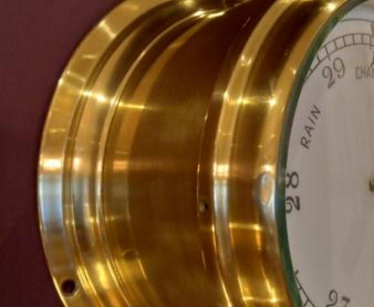 Late Victorian Brass Bulkhead Marine Barometer - Image 4