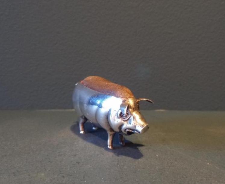 Edwardian Silver Novelty Pig Pin Cushion - Image 2