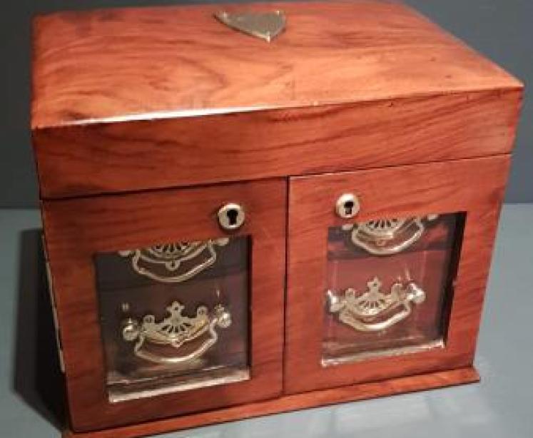 Victorian Walnut Jewellery Box - Image 3