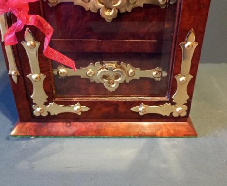 Victorian Burr Walnut Three Drawer Jewel Chest - Image 6